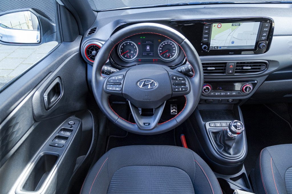 Comentário Hyundai i10: um carro mais barato que 15.000 euros, ainda é possível