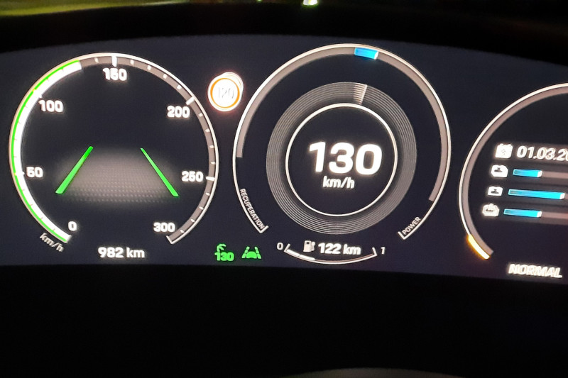 Porsche Taycan: range measured at 130 and 100 km / h