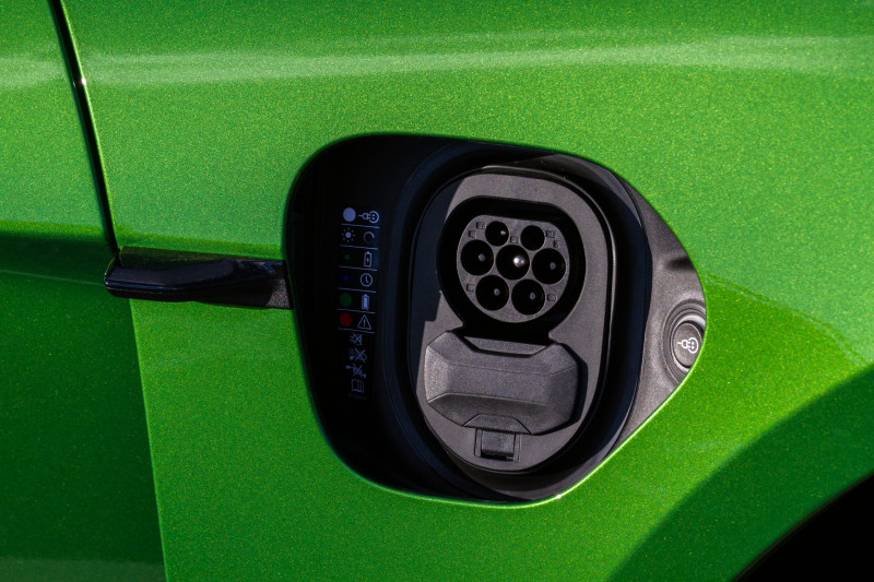Teste - O Porsche Taycan elétrico dá o exemplo verde